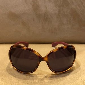 Marc by Marc Jacobs women’s tortoise sunglasses